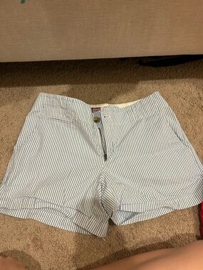 Vineyard Vines blue and white striped shorts